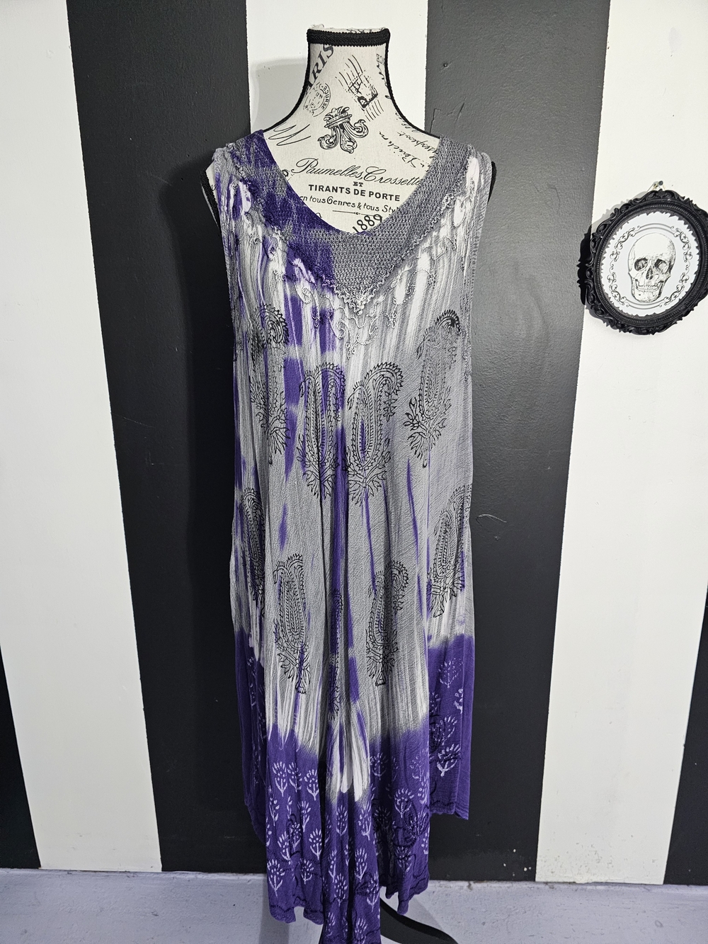 Tie-Dye Dress with Paisley Print - Purple